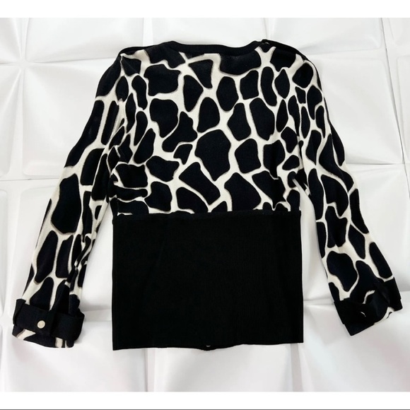 Etcetera Sz M Women Black Giraffe Print Cardigan Sweater Gold Button Color Block - Picture 6 of 8